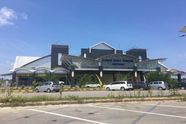 Tebelian Airport (Bandara Udara Tebelian)